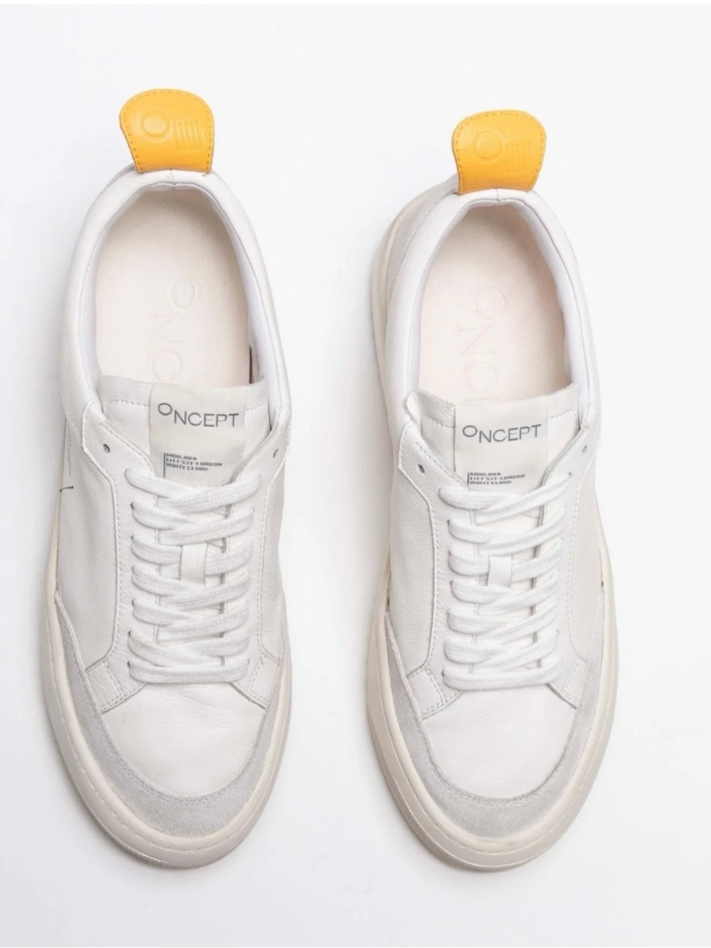 Oncept Womenโs White Cloud London Sneakers